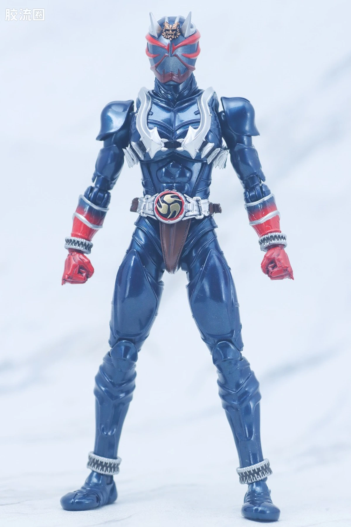 SHF 真骨雕假面骑士系列 假面骑士响鬼 20th Anniversary Ver. - 图片